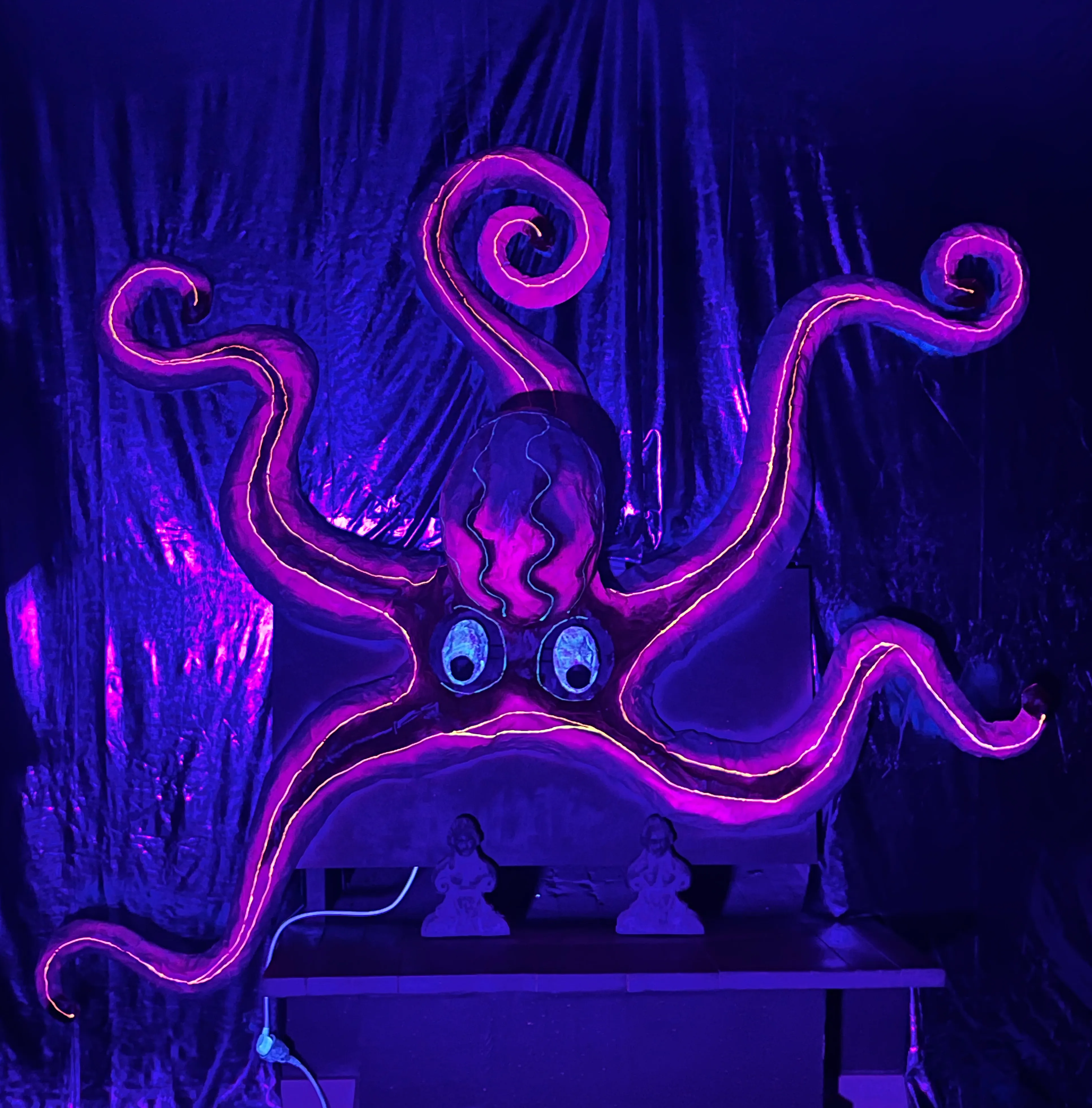 The octopus revealed under black light